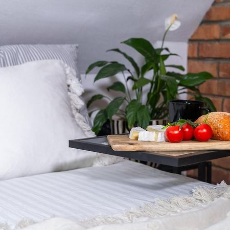 Stara Izba Samotnia Blisko Natury Aleksandria  Buitenkant foto